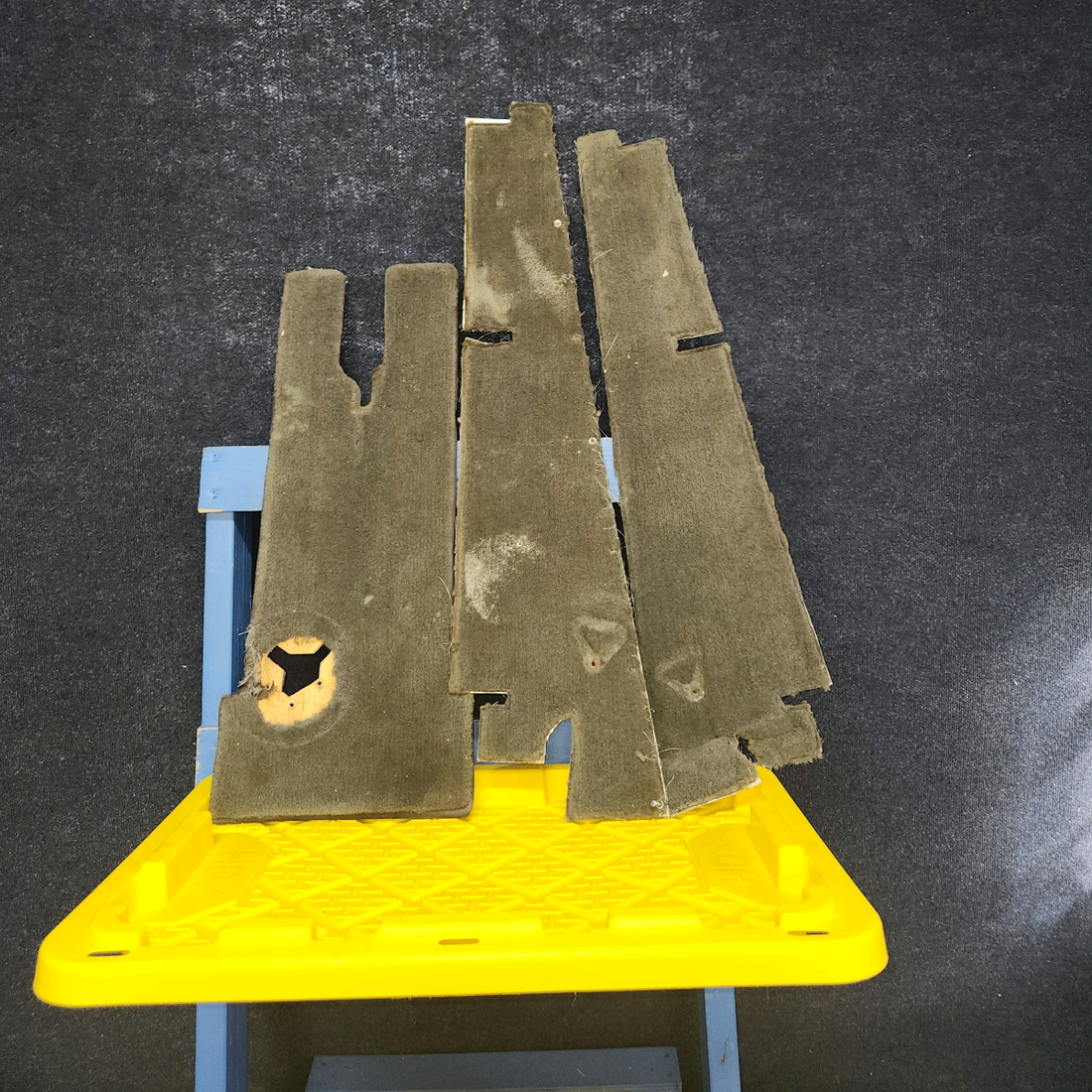 Used aircraft parts for sale, 169-534024-601 , 169-534024-602 , 169-534025-601 Beechcraft A23A Musketeer Custom III PILOT/CO-PILOT/REAR SEAT AND LATERAL IN GOOD CONDITION