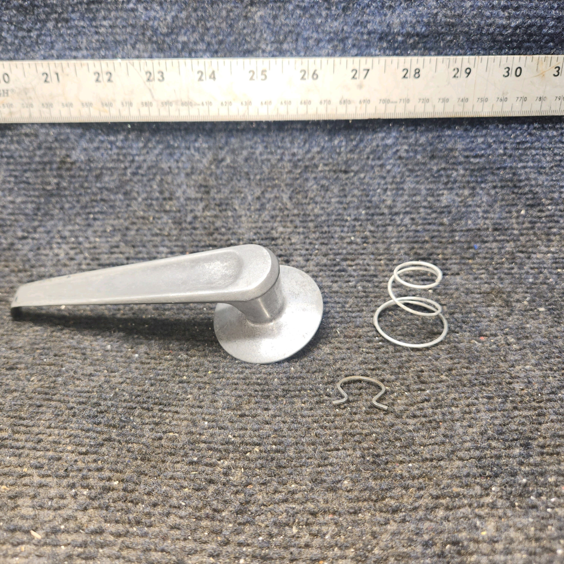 Used aircraft parts for sale, 0711027-1 Cessna 182G Cabin Door Handle Assy Price per each