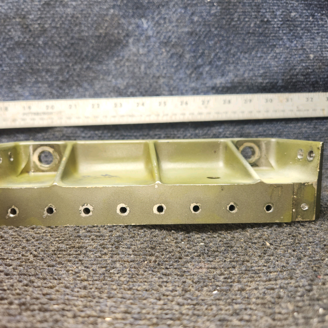 Used aircraft parts for sale, 0541121-2 Cessna 172E Main Gear Support Outboard RH (Zinc Chromate)