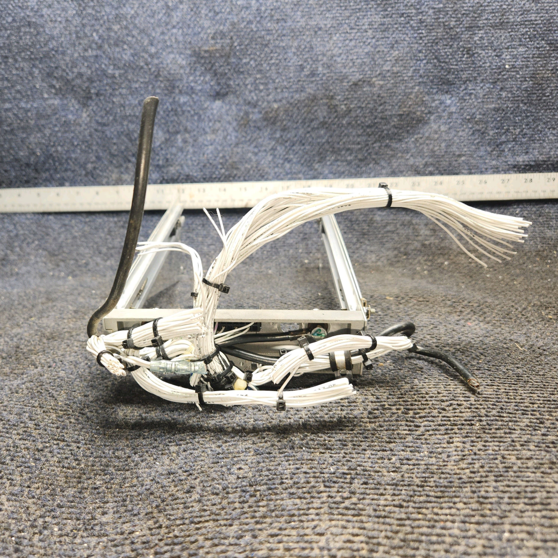 Used aircraft parts for sale, MK-12D TSO Narco Beechcraft 35-33 Nav-Com Unit 14V