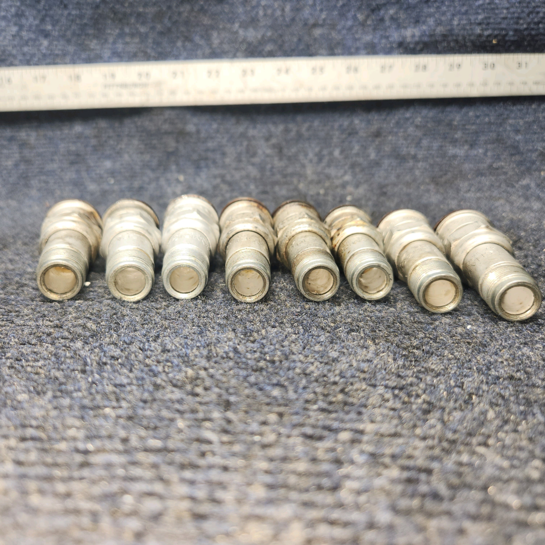 Used aircraft parts for sale, REM40E American Champion Piper PA28-140 Spark Plugs - Set of 8
