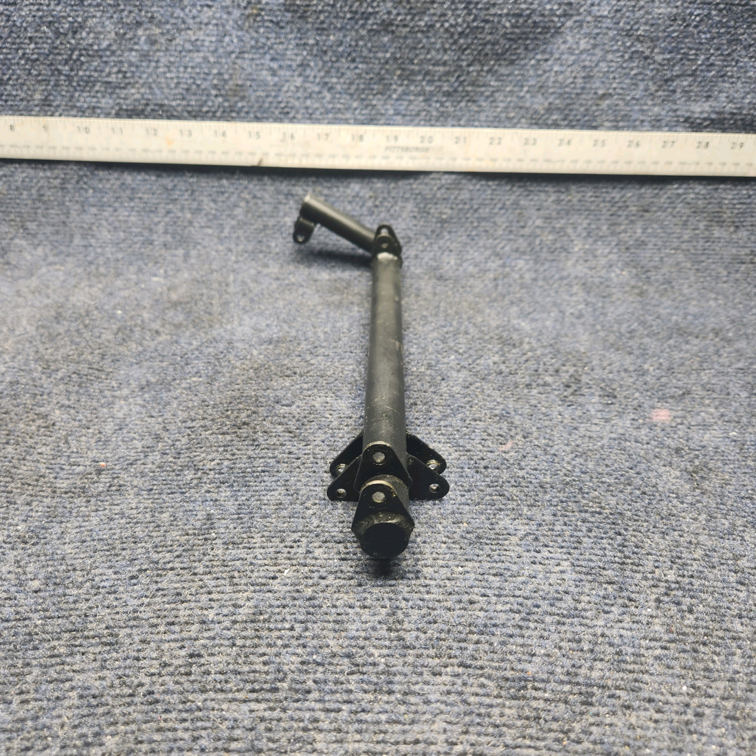 Used aircraft parts for sale, 710007-000 MOONEY M20J JACK SHAFT CONTROL ARM