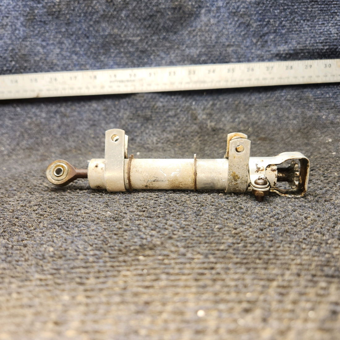 Used aircraft parts for sale, 0310293-2 cessna 150G Elevator Trim Tab Actuator with Guard & Clamps