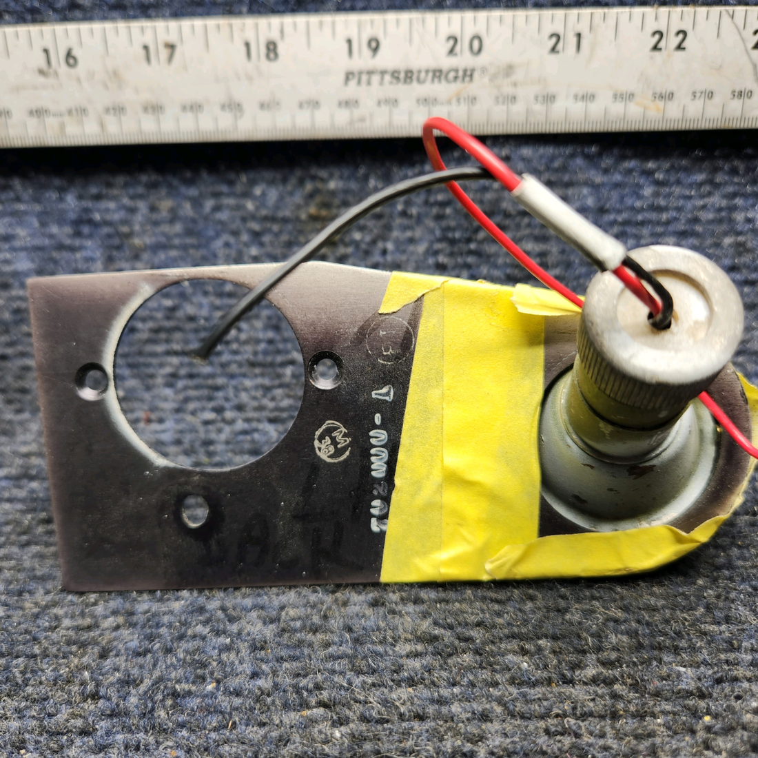 Used aircraft parts for sale, 880021-501 Mooney GRIMES NAV LIGHT ASSEMBLY LH "RED"