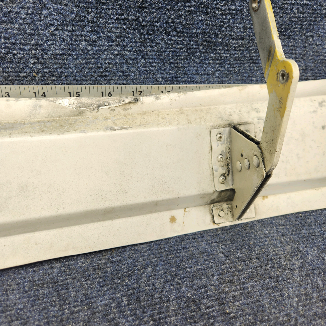 Used aircraft parts for sale, 2413083-1 CESSNA C172RG NOSE GEAR DOOR ASSEMBLY  LH