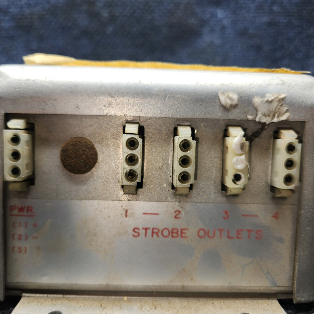 Used aircraft parts for sale, A413A,HDA-DF-28 Whelen A-413 Strobe Light Power Supply