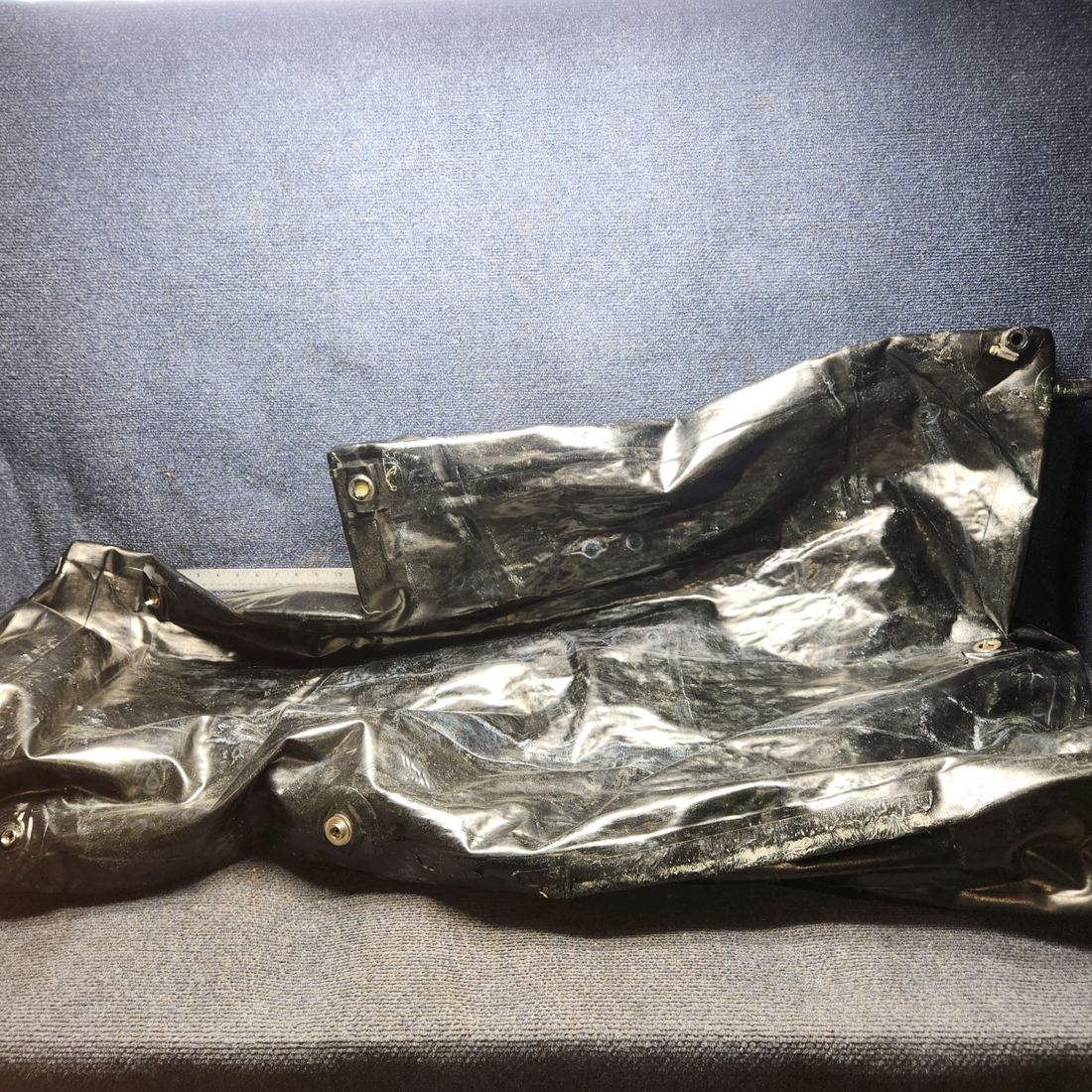 Used aircraft parts for sale, 0726001-17E Eagle Fuel Cells Cessna 182G Fuel Cell Bladder LH
