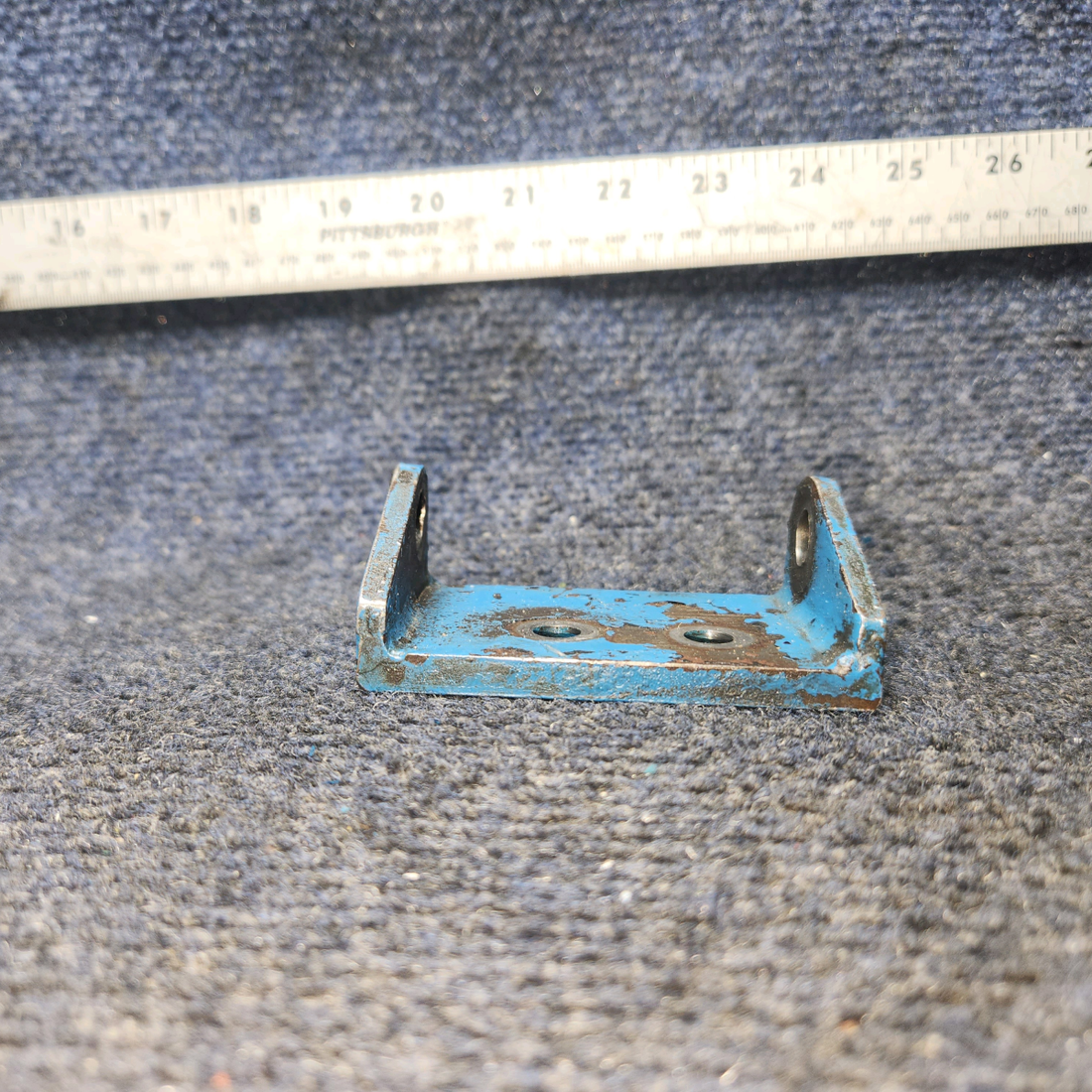Used aircraft parts for sale, 07A19474 Lycoming O-320 Piper PA28-140 Alternator Support Bracket