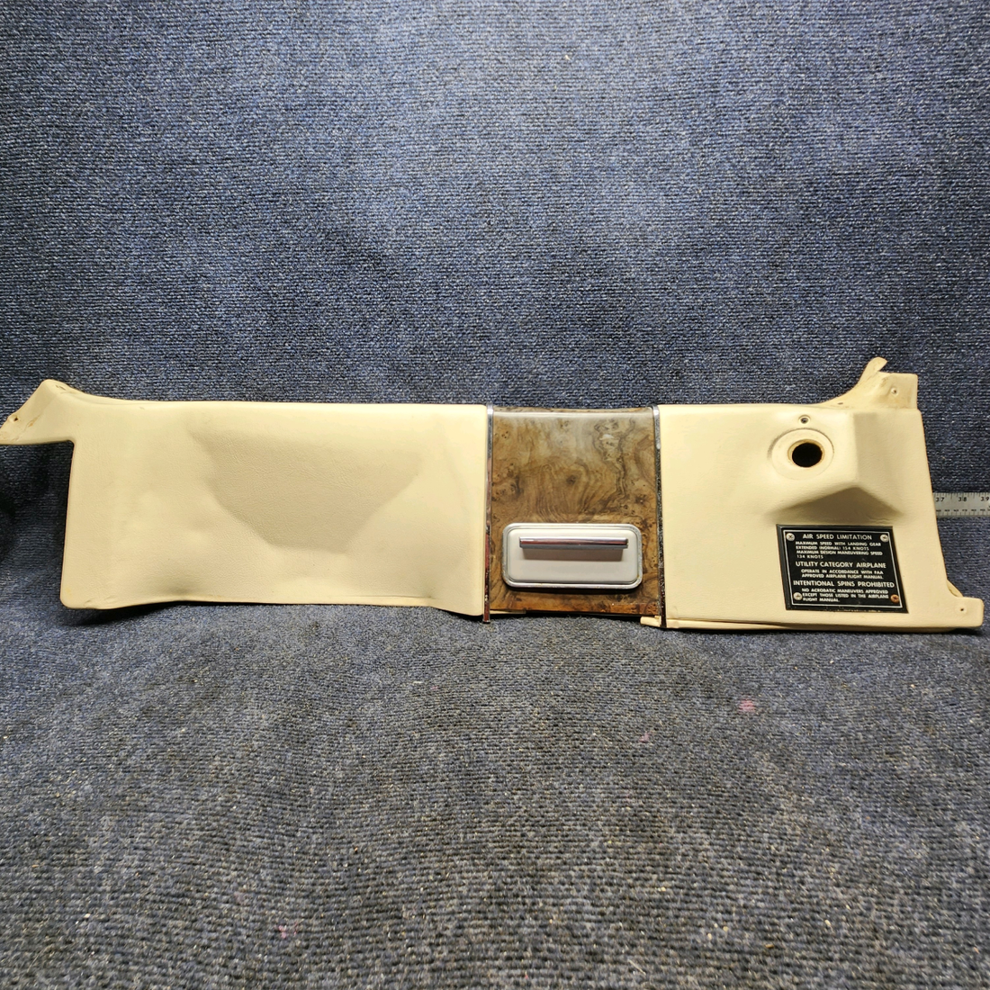 Used aircraft parts for sale, 58-530162-3 Beechcraft F33A SIDEPANEL PILOT