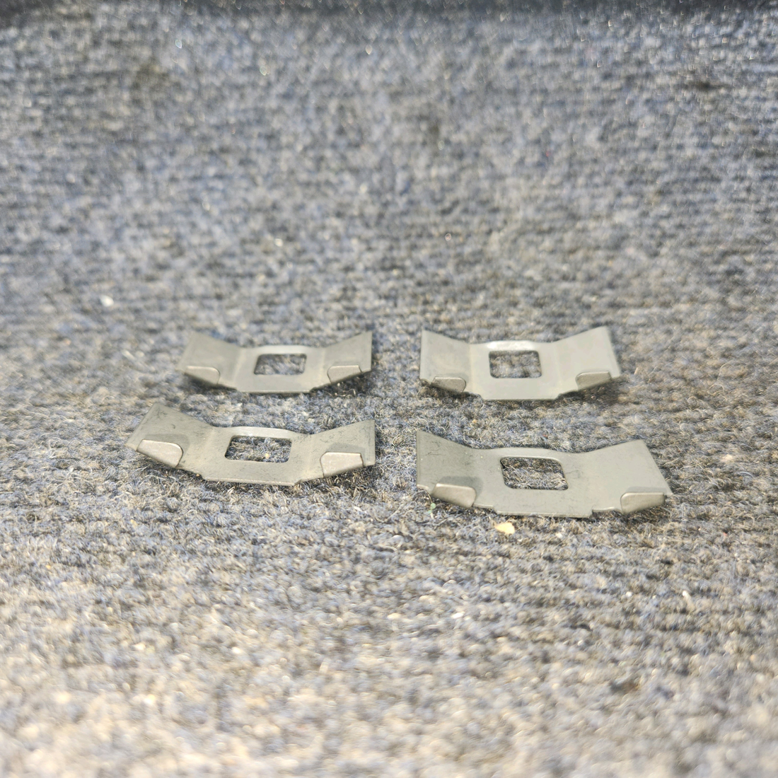 Used aircraft parts for sale, 9520675 Goodyear Cessna 120/140/170/early 172-182 Goodyear Aircraft Brake Clip Set of 4