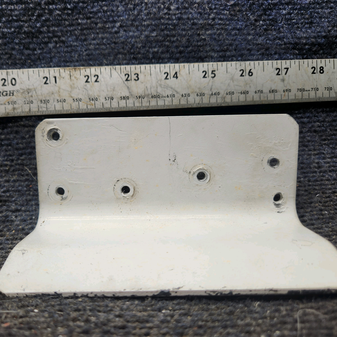 Used aircraft parts for sale, 0513526-1 cessna 172N Refueling Step – LH