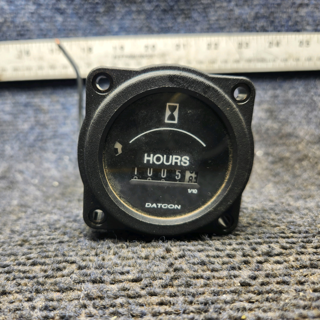 Used aircraft parts for sale, 102149 Datcon 773-IB Piper PA28-140 Hour Meter Indicator (5.8 Hours, 5–40 Volts)