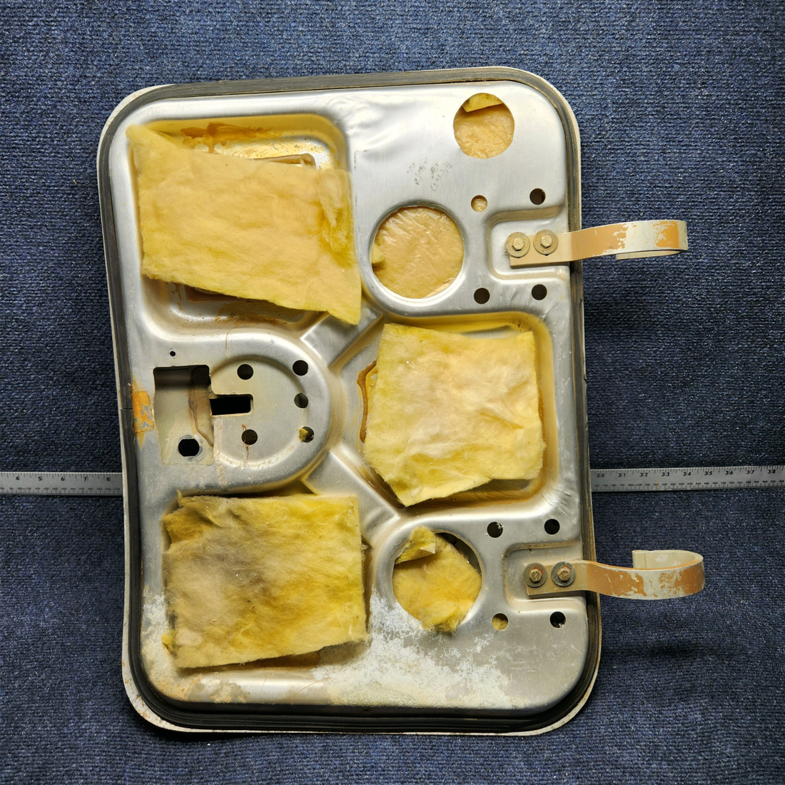 Used aircraft parts for sale, 0711791-1 Cessna Texas Several CESSNA 182Q BAGGAGE DOOR STRUCTURE