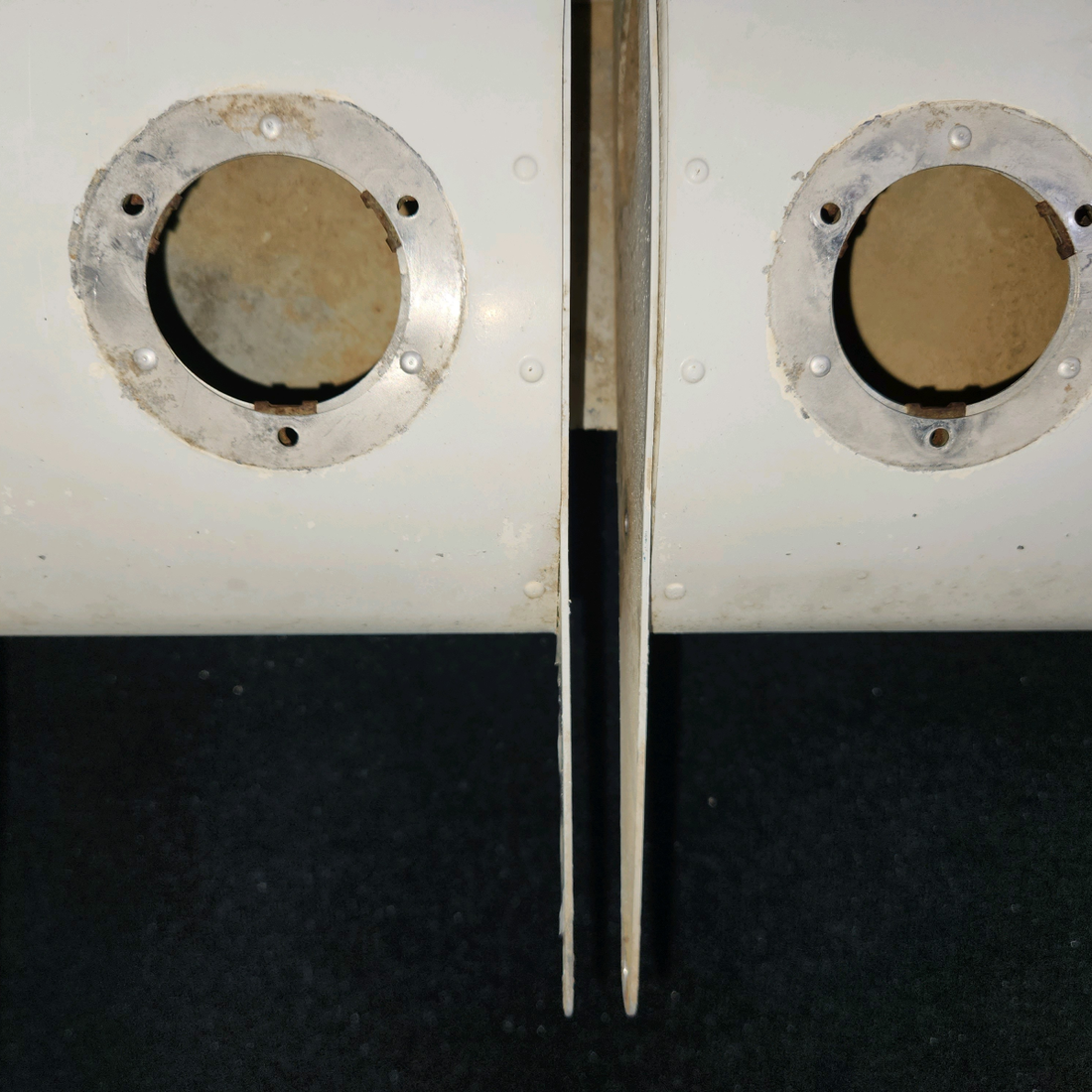 Used aircraft parts for sale, 0523901-38 Cessna 172F Flap Assy - RH