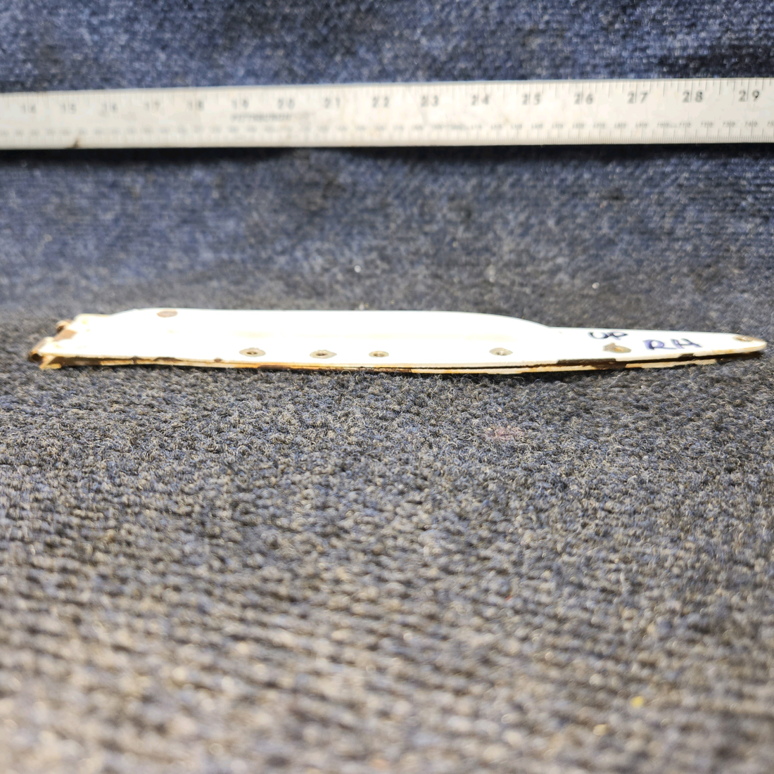 Used aircraft parts for sale, 0511238-2 Cessna Cabin Door  AFT Hinge Assembly - RH