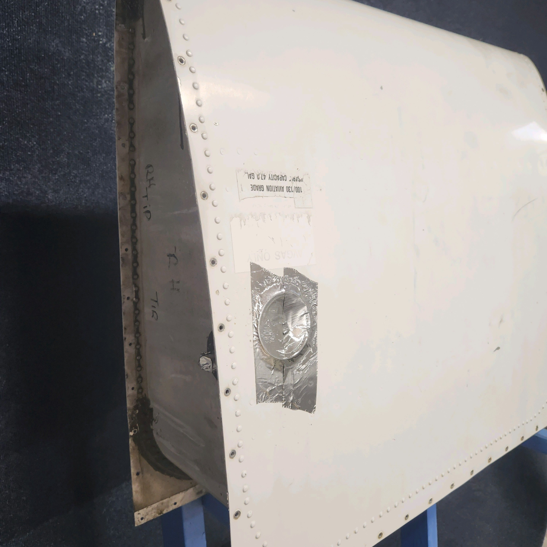 Used aircraft parts for sale, 95070-005 Piper PA32RT-300 FUEL TANK ASSY OUTBOARD RH "SEE PHOTOS FOR DETAILS"