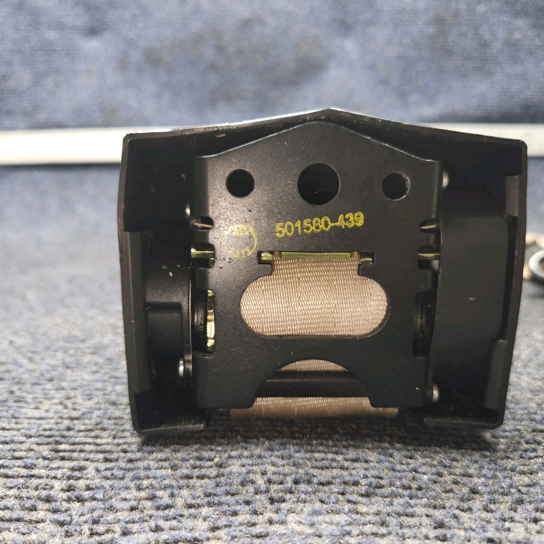 Used aircraft parts for sale, 501580-439 AmSafe BEECHCRAFT 95-55B Safety Seatbell Shoulder Harness