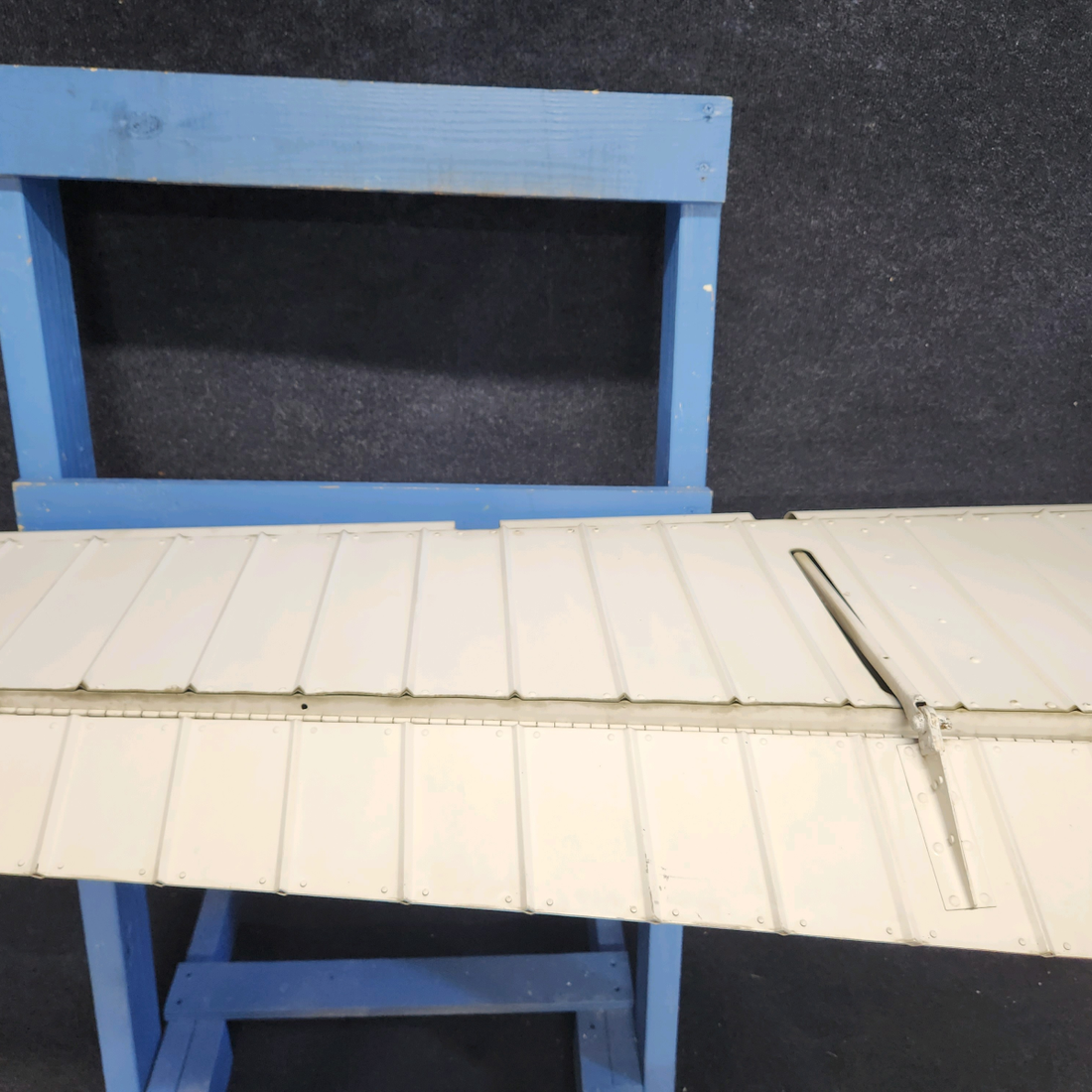 Used aircraft parts for sale, 2432000-200 CESSNA C172RG ELEVATOR ASSEMBLY RH W/ TRIM TAB