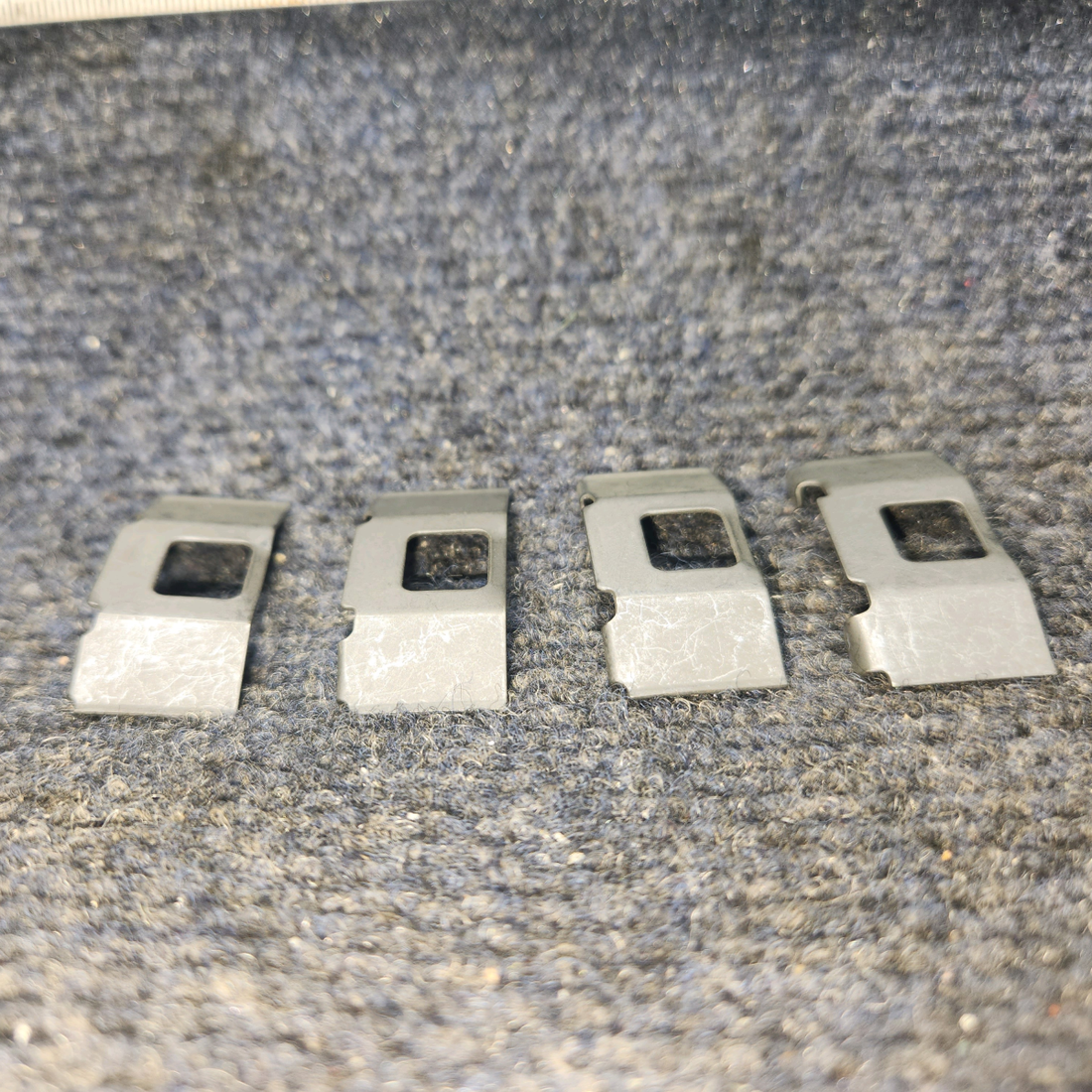Used aircraft parts for sale, 9520675 Goodyear Cessna 120/140/170/early 172-182 Goodyear Aircraft Brake Clip Set of 4