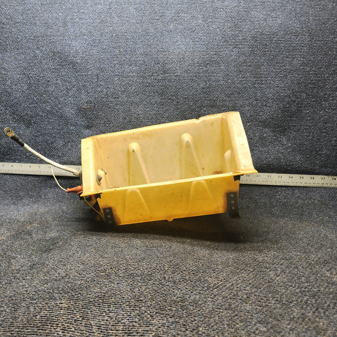 Used aircraft parts for sale, 35202-000 Piper PA28-161 Battery Box