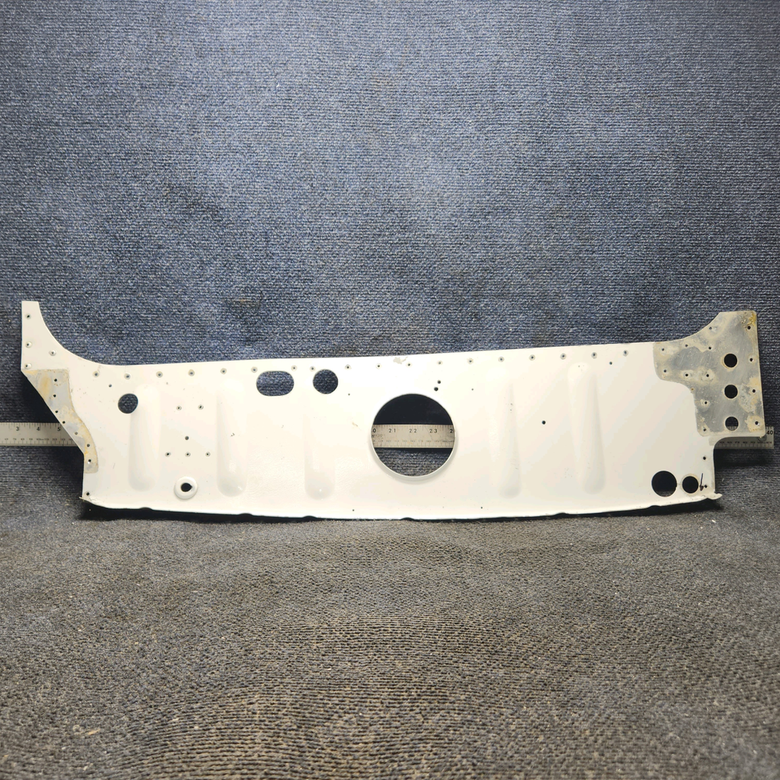 Used aircraft parts for sale, 0511000-43 Cessna 172E FWD Fuselage Rib LH has a crack