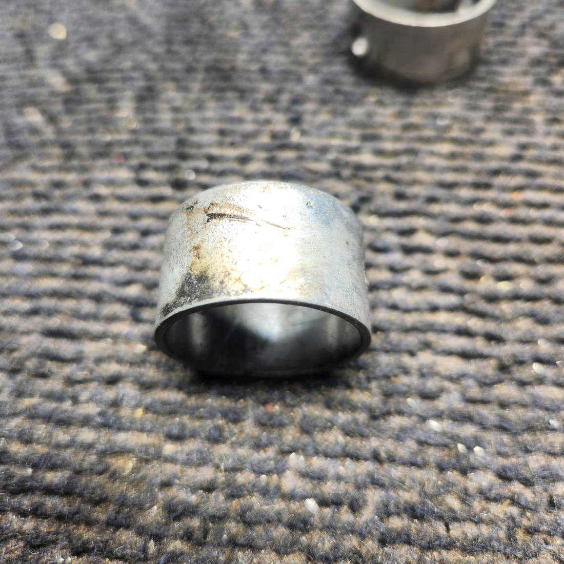 Used aircraft parts for sale, 105739-S-YZ0703 Beechcraft 35-33 Bushing