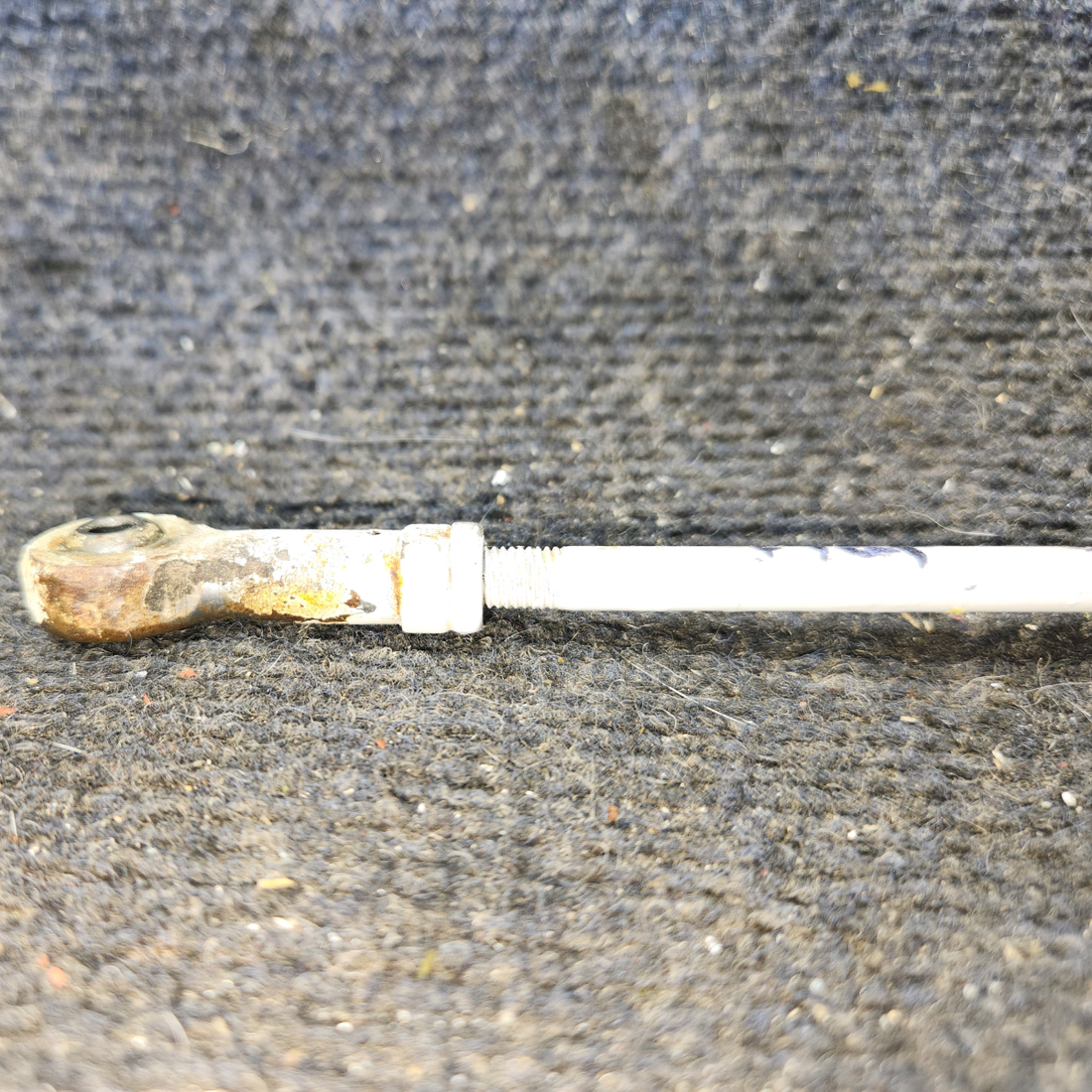 Used aircraft parts for sale, 0523537-2 cessna 172N Flap Push-Pull Rod