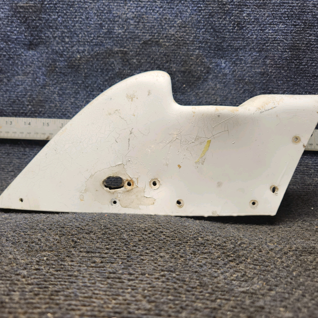 Used aircraft parts for sale, 0531033-4 cessna 172N Vertical Fin Cap Assembly