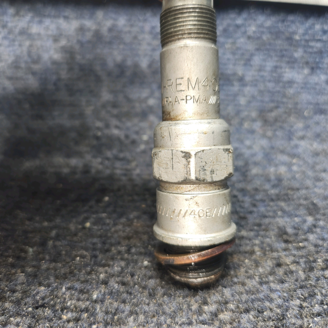 Used aircraft parts for sale, REM40E American Champion Piper PA28-140 Spark Plugs - Set of 8
