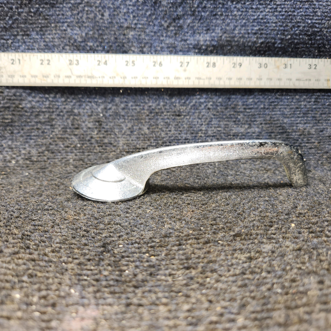 Used aircraft parts for sale, 0511303-1 Cessna C175 Cabin Door Handle Inside Door