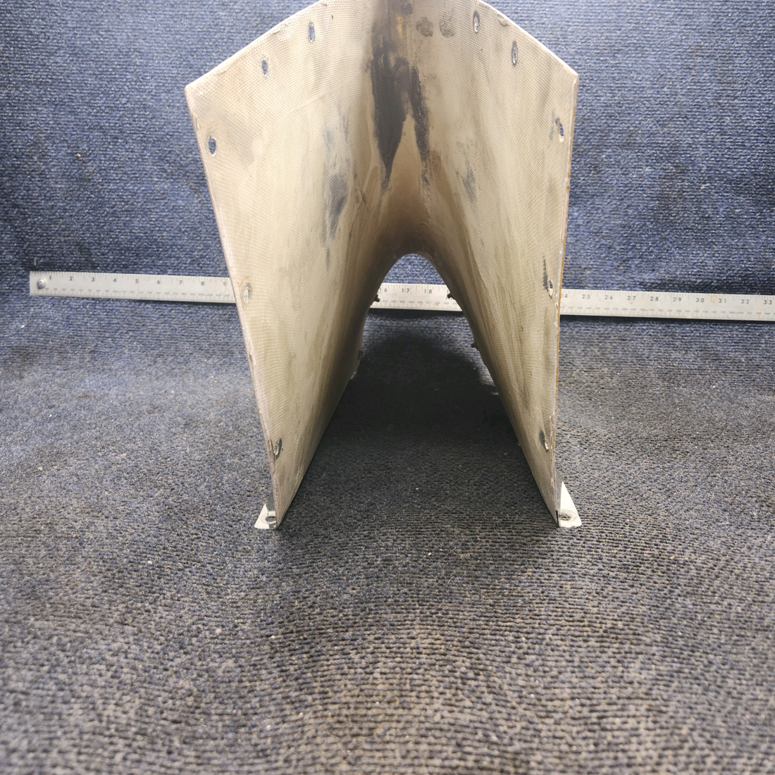 Used aircraft parts for sale, 78913-003 Piper PA32RT-300 AFT Dorsal Fin Saddle