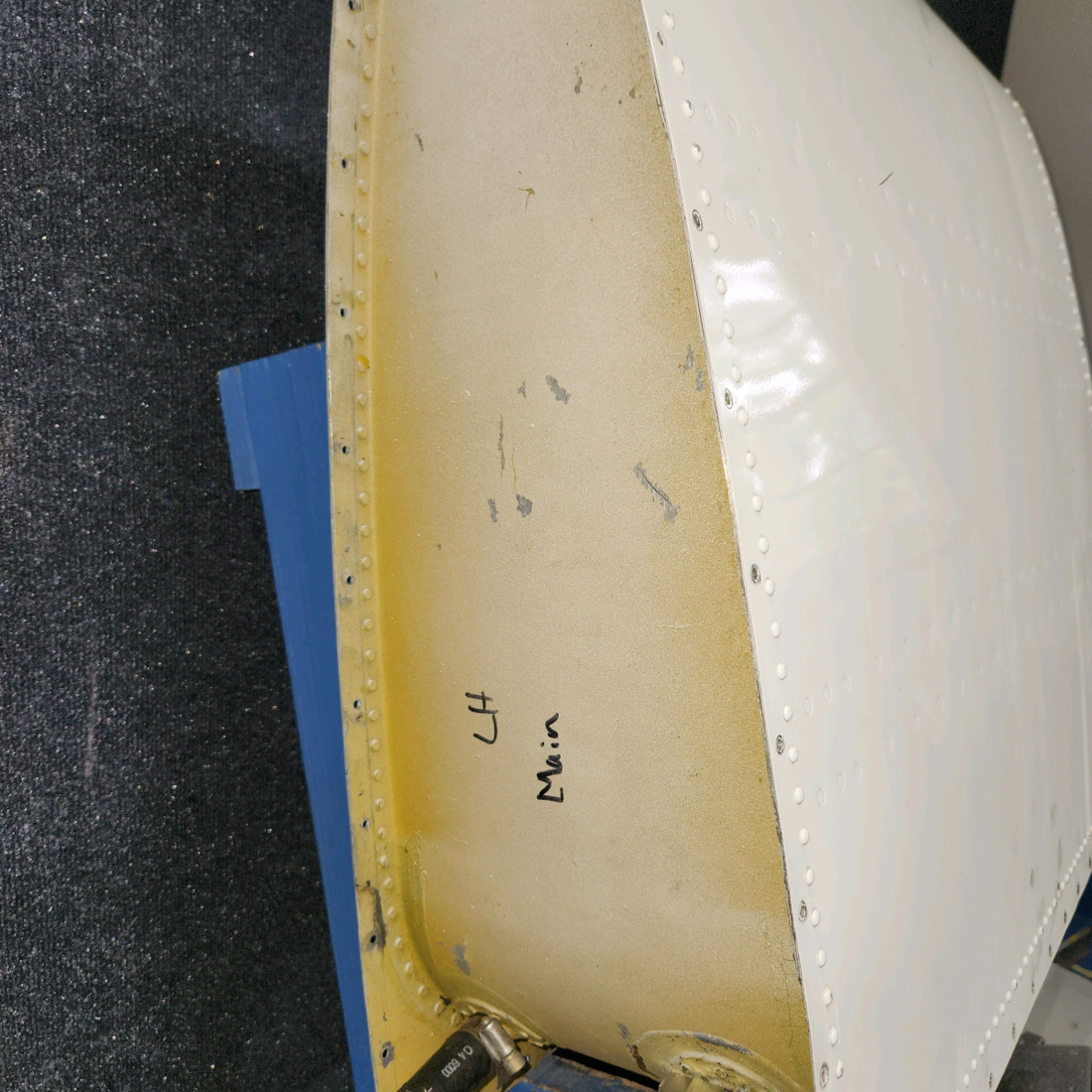 Used aircraft parts for sale, 95071-004 Piper PA32RT-300 Fuel Tank Assy Inboard- LH - See Photos Por Details