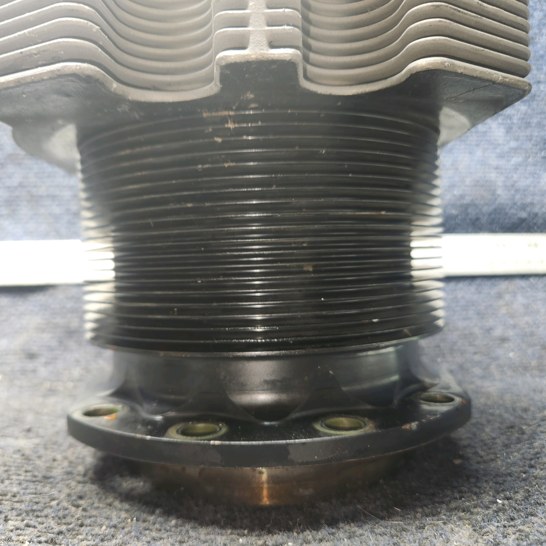 Used aircraft parts for sale, SA47000S-A1 Superior O-470 Cessna 182G Engine Cylinder