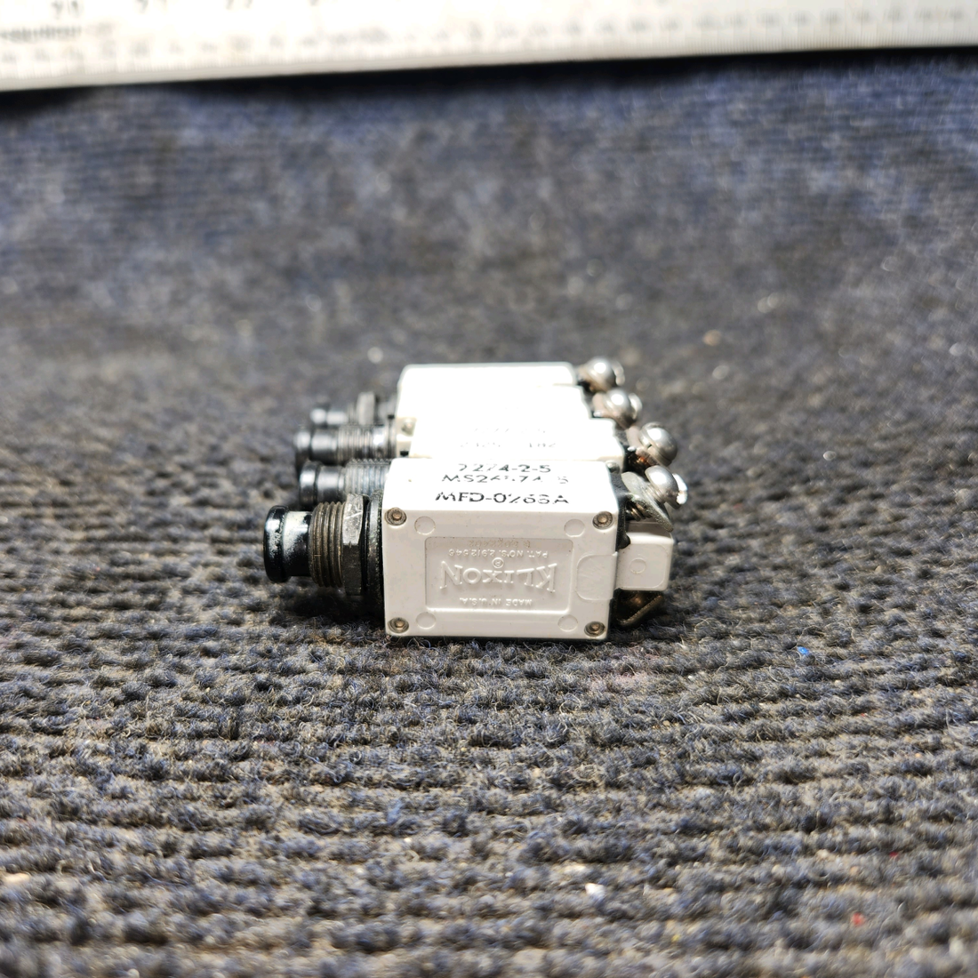 Used aircraft parts for sale, 7277-2-5 Cessna 172E Circuit Breakers 5 Amp