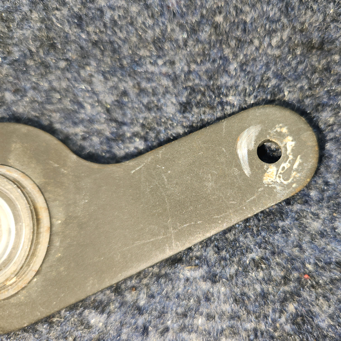 Used aircraft parts for sale, 2460016-1 Cessna 172RG Elevator Bellcrank FWD Assembly