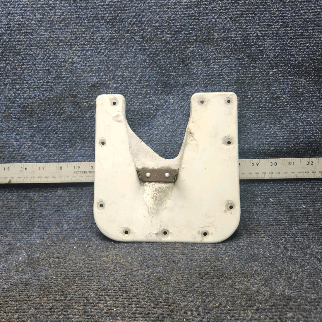 Used aircraft parts for sale, 65688-000 Piper PA28-140 Main Landing Gear Plate Assy LH