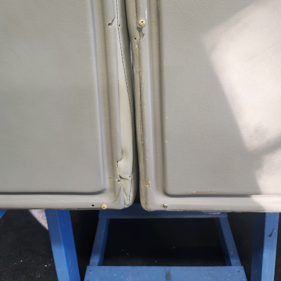 Used aircraft parts for sale, 0511411-1 / 0514170-3 CESSNA C172RG C172RG PILOT-COPILOT AND REAR SEAT SEE PHOTOS FOR DETAILS