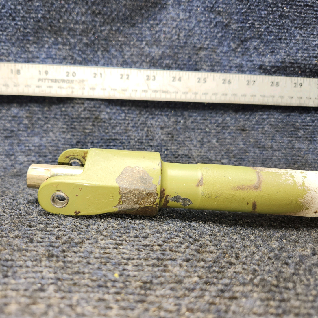 Used aircraft parts for sale, 35-521213 BEECHCRAFT 95-55B Flap Actuator Assembly LH