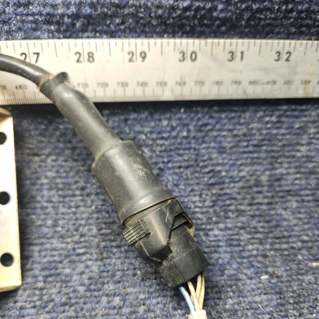 Used aircraft parts for sale, VR515F Cessna 172RG Voltage Regulator 28Volts