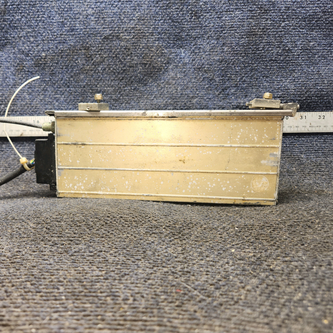 Used aircraft parts for sale, 066-1063-00 King Radio KN-75 piper PA-28-181 Glideslope Computer with Tray and Mods (14 or 28V)