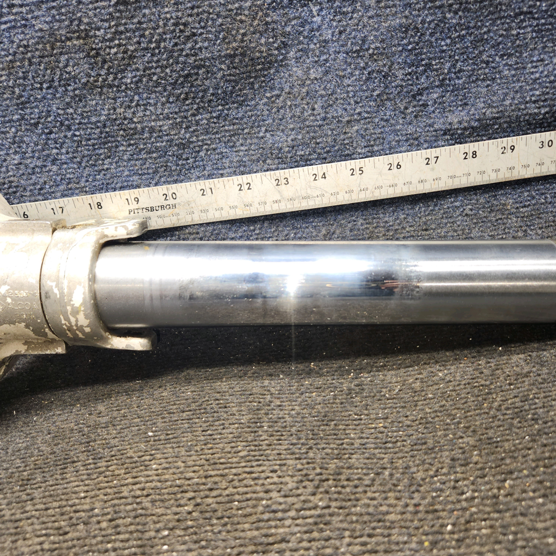 Used aircraft parts for sale, 0442504-200 cessna 150G Lower Shock Strut Assembly