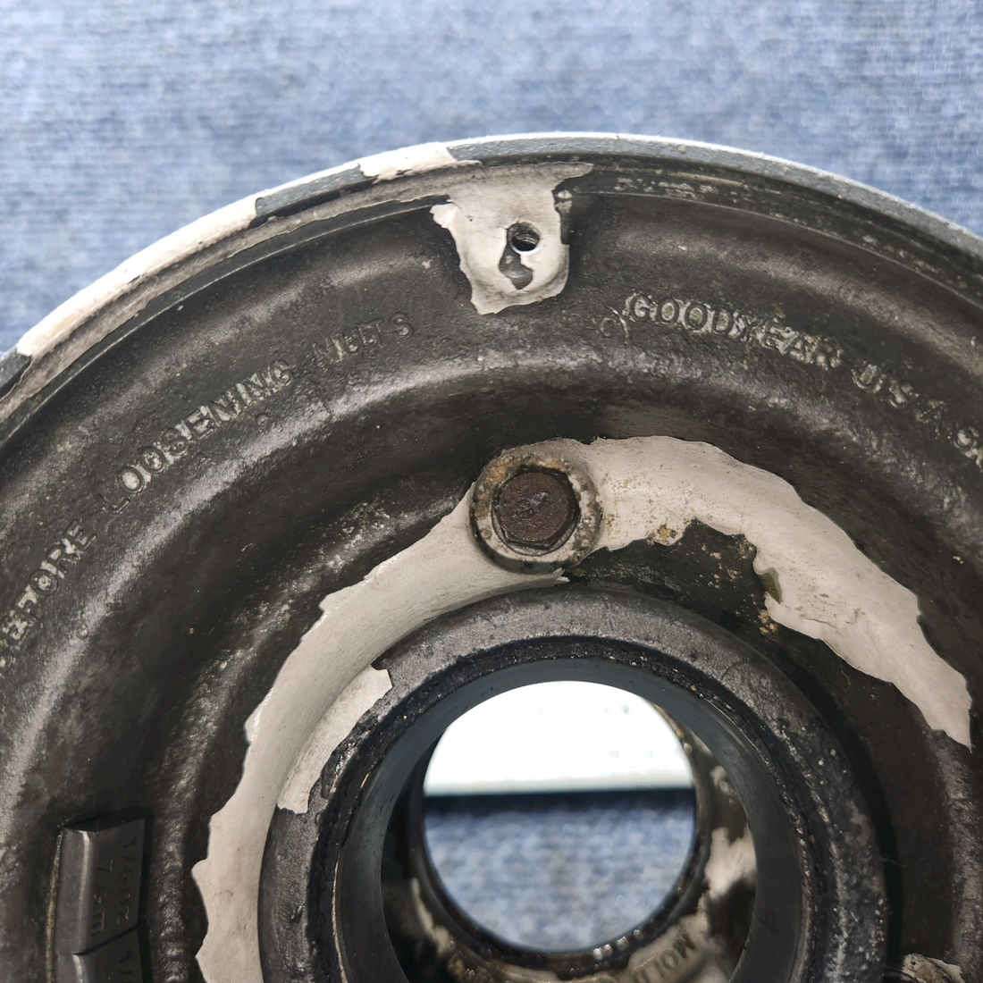 Used aircraft parts for sale, 9532926 GoodYear Cessna 172E Nose Wheel Assembly 5.00-5