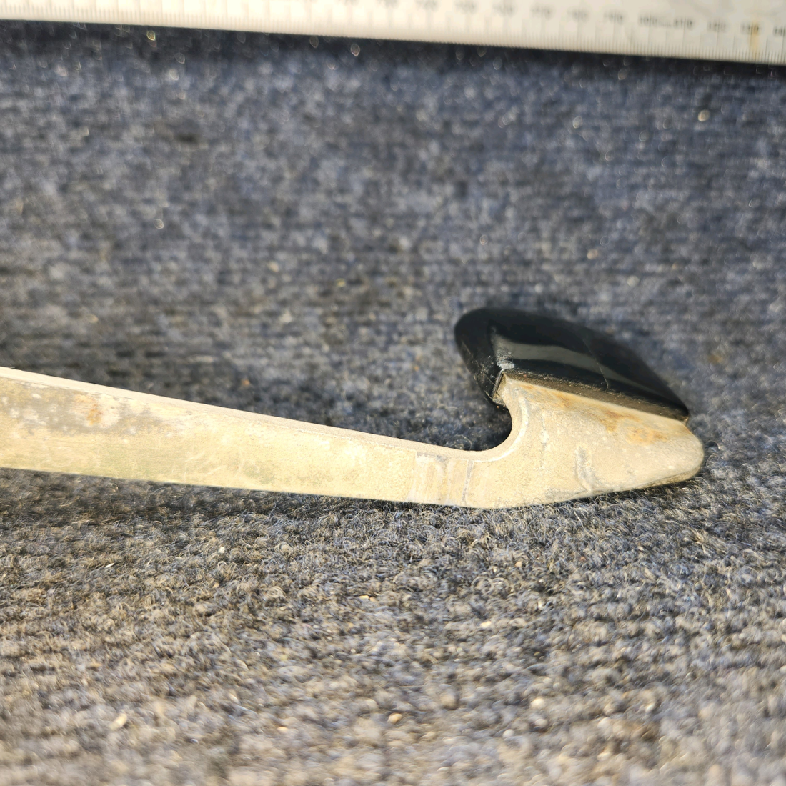 Used aircraft parts for sale, 79515-013 Piper PA28-161 Interior Cabin Door Handle Assy