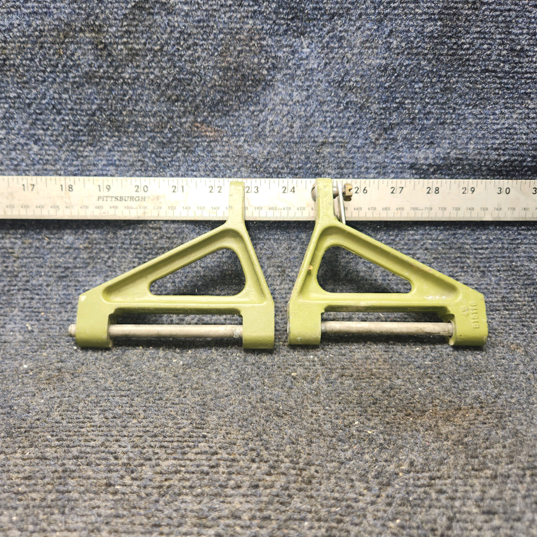 Used aircraft parts for sale, 45-815116-2 BEECHCRAFT 95-55B Landing Gear Actuator Retractor Arm - Price per Each
