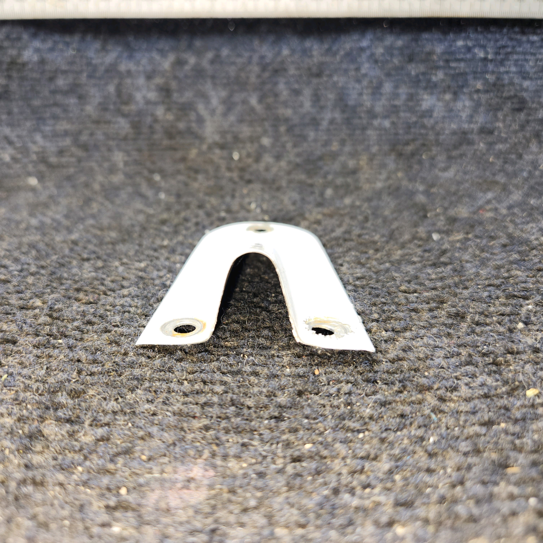 Used aircraft parts for sale, 0731605-1 Cessna 182G Dorsal Fin Fairing (White)