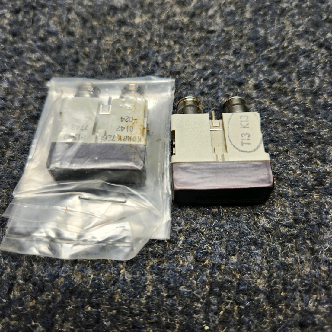 Used aircraft parts for sale, 726-7106-024 Piper  [part_model] Texas Several KORRY NOSE BAGGAGE DOOR ANNUNCIATOR SWITCH