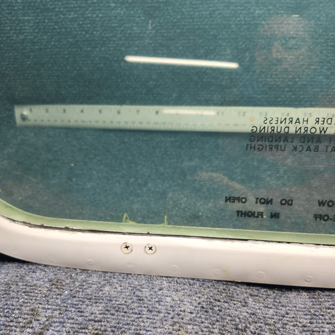 Used aircraft parts for sale, 002-430053-1 Beechcraft F33A CENTER WINDOW ASSEMBLY LH (TINTED)