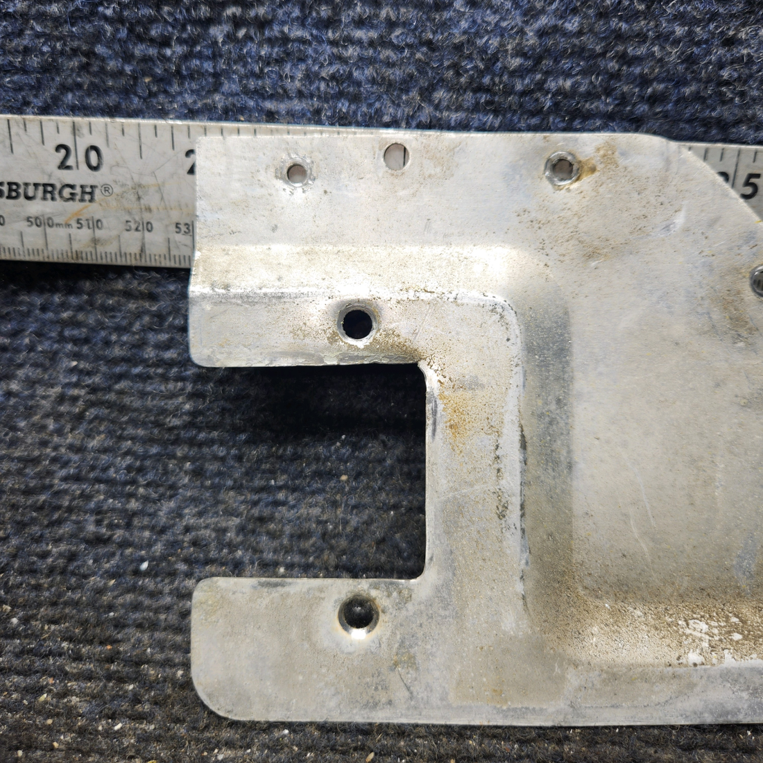 Used aircraft parts for sale, 0413388-4 cessna 150G Handle Plate Assembly – RH
