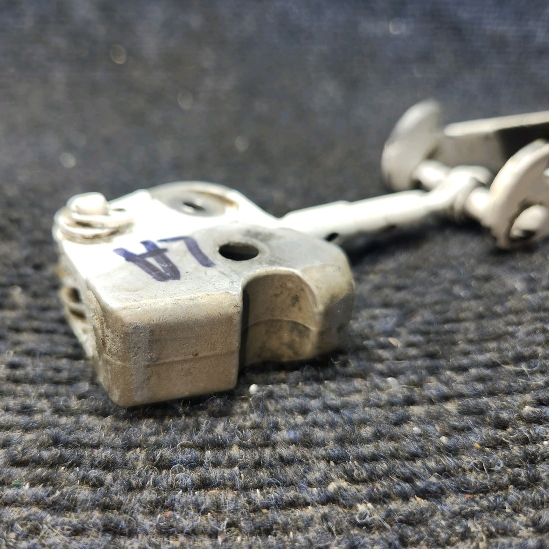 Used aircraft parts for sale, 67031-002, 67028-000 Piper PA32RT-300 Gear Retraction Fitting and Hook - LH