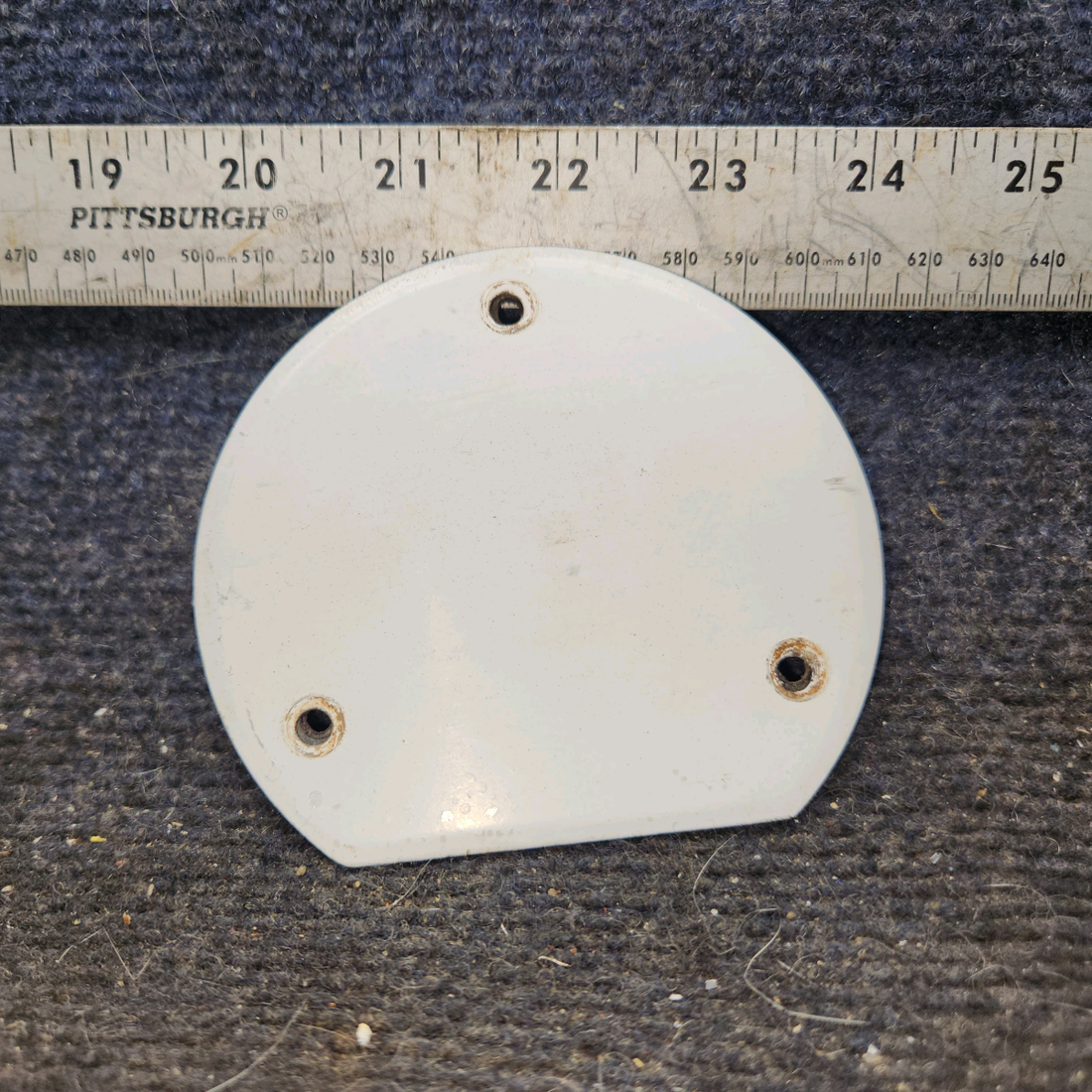 Used aircraft parts for sale, 0523558-1 cessna 172N Fuel Tank Well Cover